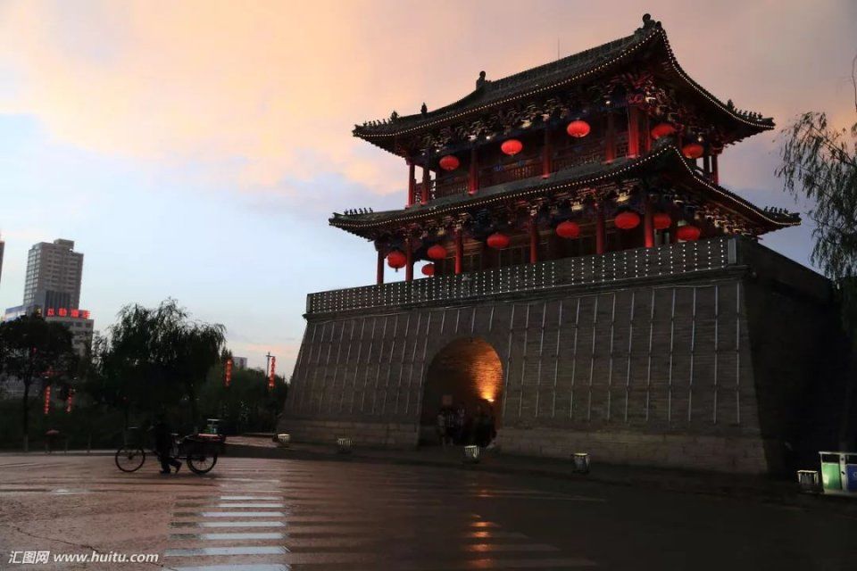 小长假别再出国了!浪了青海，就等于浪了全世界，不信你看!