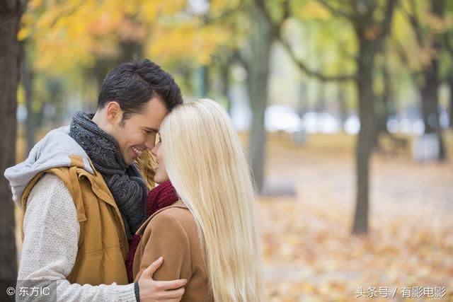 故事：我和老婆离婚后，她嫁给我兄弟，一年后她抱着孩子回来找我