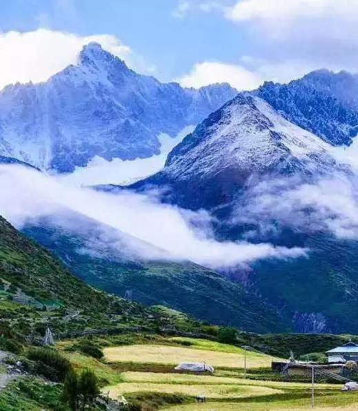 国家地理赞她为“最富有美景的村庄”：被6条冰川包围简直美爆了