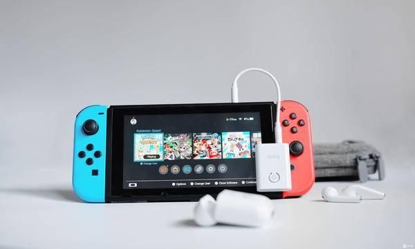 在入手 Nintendo Switch 之后，该需要拿下哪些配件