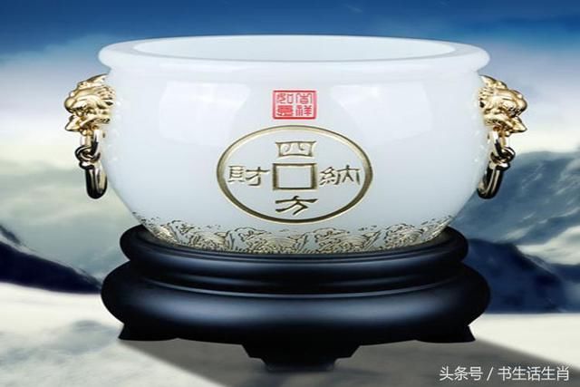这三大生肖6月怀抱聚宝盆,招财聚财财滚滚