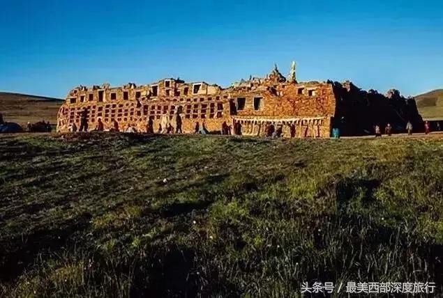 这条川藏线被称作信仰之路