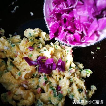 梦境的隐喻，解读做梦梦见鸡蛋的深层含义