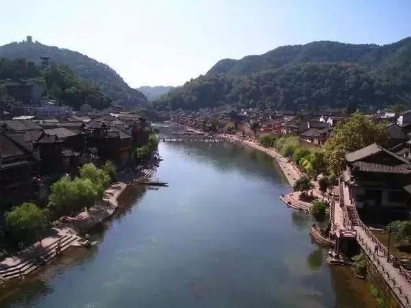 古色古香:中国保存最完好的10大古城 古色古香:中国保存最完好的10大古城