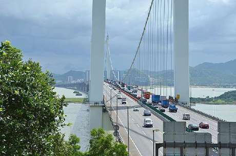 中国最大的悬索桥,被称为交通毒瘤,12个小时
