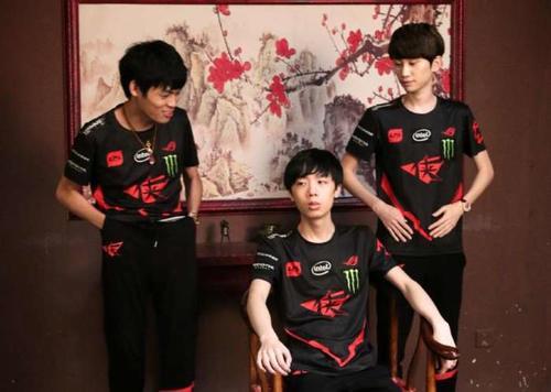 主题日拒绝翻车,rw战队2:1战胜BLG