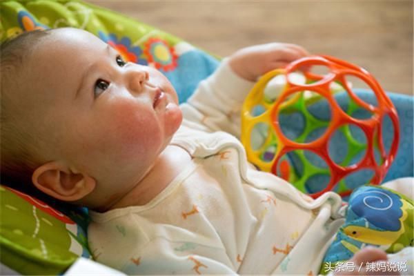 幼儿护理:宝宝嘴里溃疡,时长流口水,如何治疗比