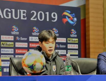 李霄鹏:费莱尼是重要一员 引进他要在亚冠和联