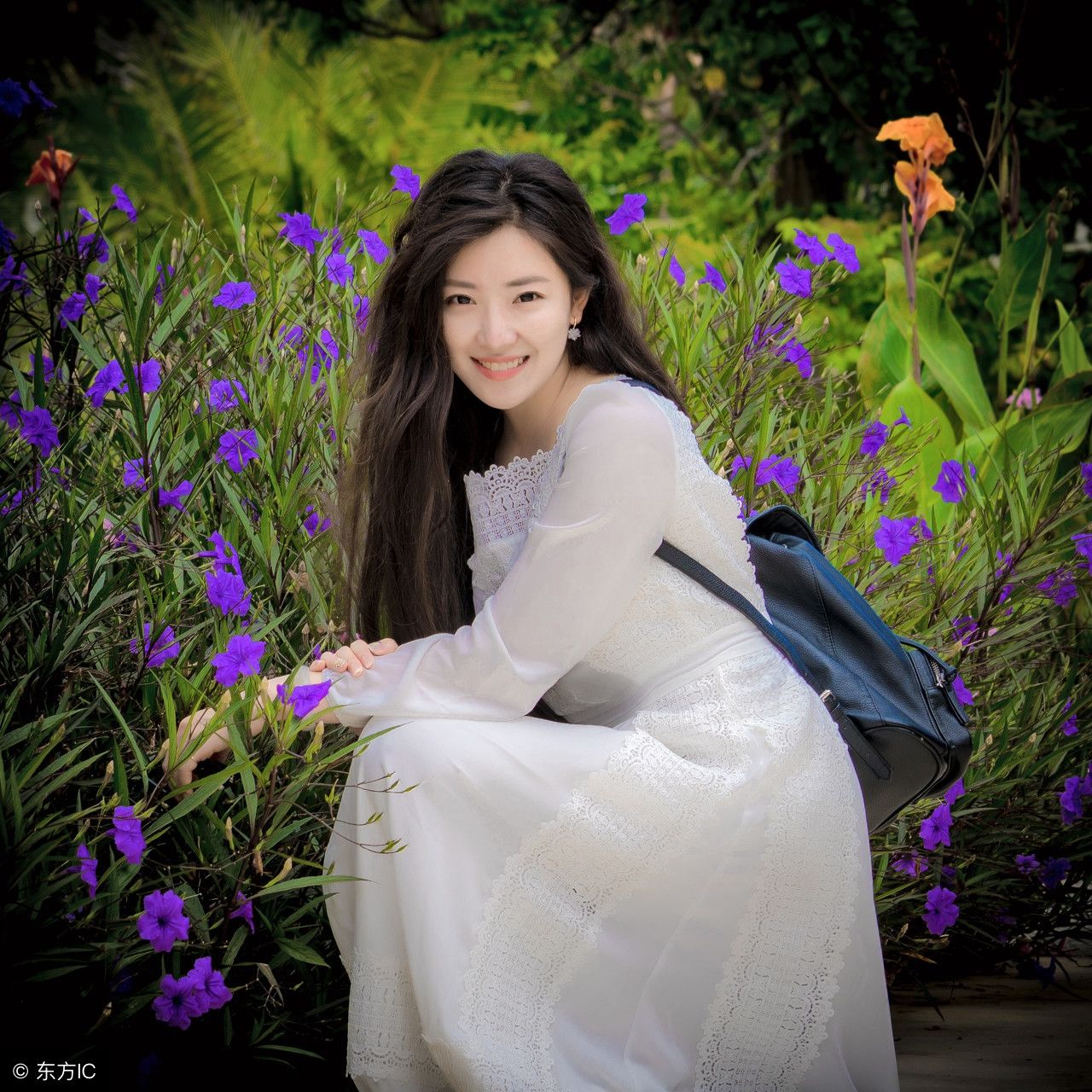 菅纫姿海边风格艺术照,网友:这才是胡歌最喜欢