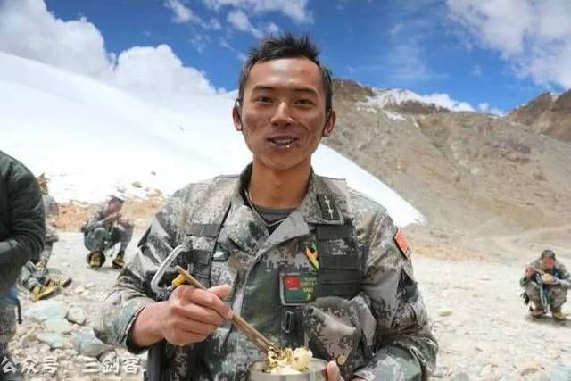 中国军人最真实照片 他们的父母看见会心疼