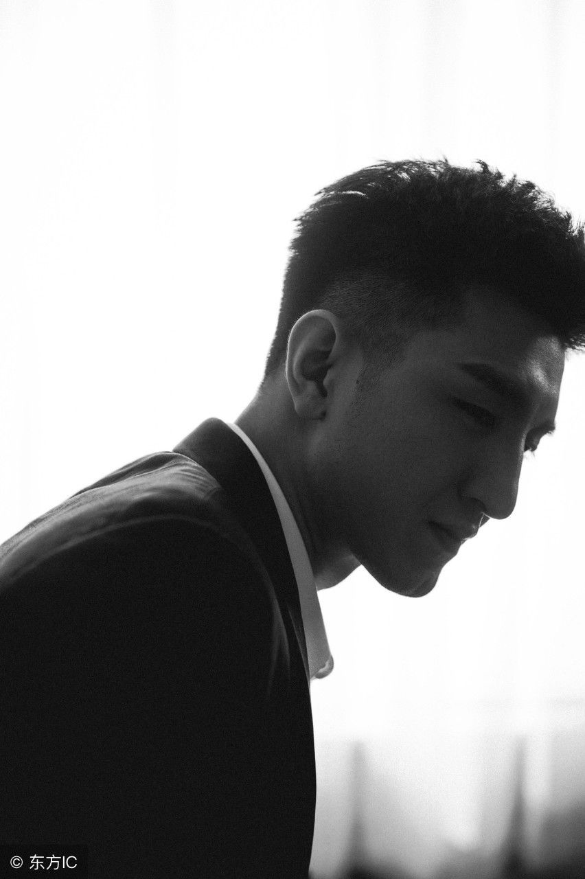 金瀚能火,不是因为赵丽颖,而是主动做了大多数