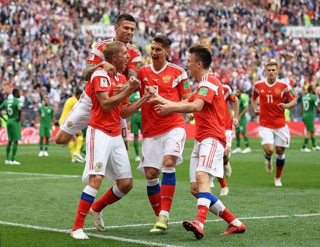 俄罗斯主帅:普京刚刚打电话祝贺!我们漫天过海