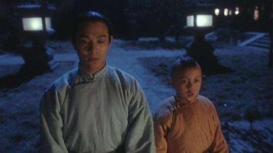 李连杰御用儿子，吴京接班人，现在变油腻男人撞脸尹正!