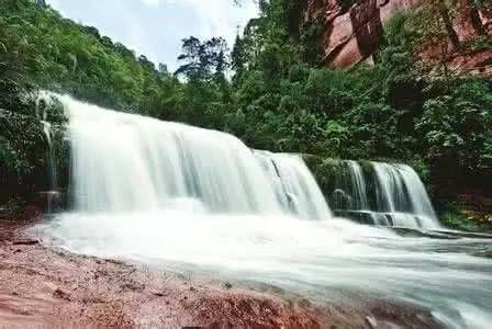 成都周边的冷门景点早就挤爆了!我们尽全力