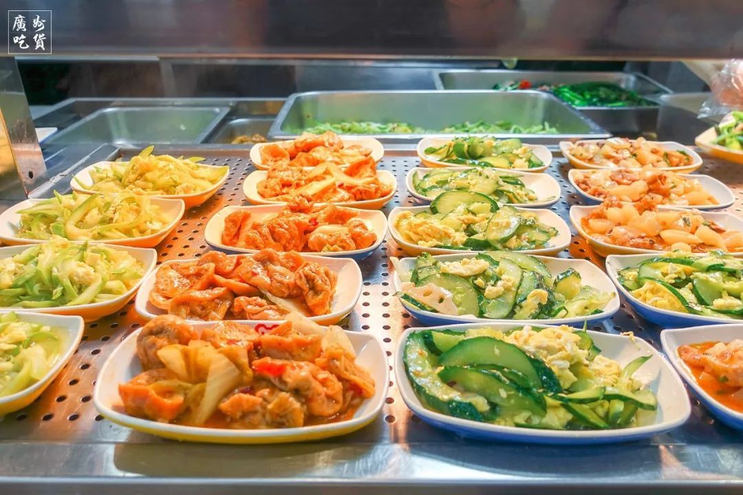 看看别人家学校的饭堂:广东金融学院!