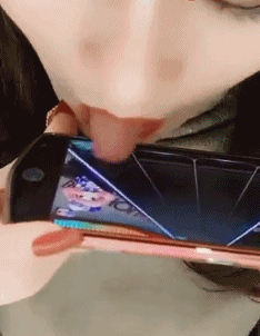 搞笑gif:大海,轻松写意的回敬了我一个“日”