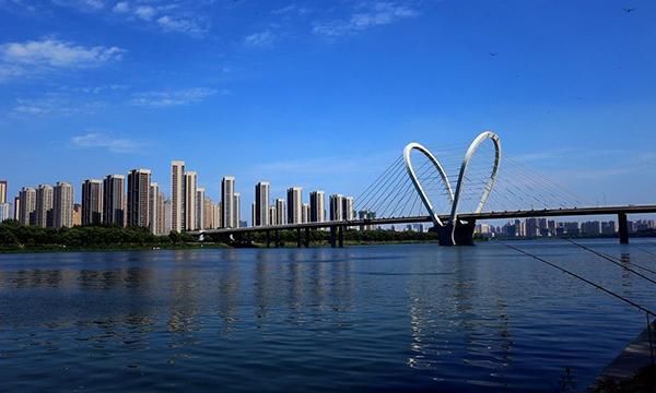 房价低于一万的省会城市，中国只有九个，它们真是清流，大力给赞