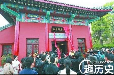 本该是中国流放的罪犯，韩国人却把他当祖宗祭拜