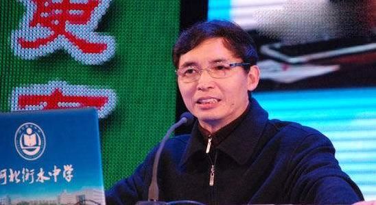 衡中教师:将高中数学9本书整理为一张纸,全班