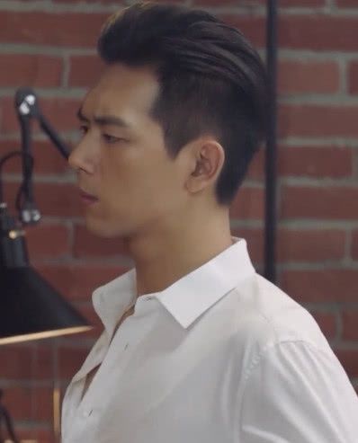 同样是霸道总裁爱上我的传统戏码,为什么李现饰演霸道总裁更有范 立即博网址