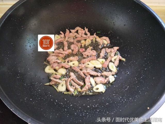 土豆别再清炒了，教你新做法，结果发现比饭店大鱼大肉还好吃！