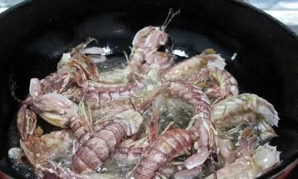 皮皮虾做法椒盐家常 t019cd901454c771a9c.jpg