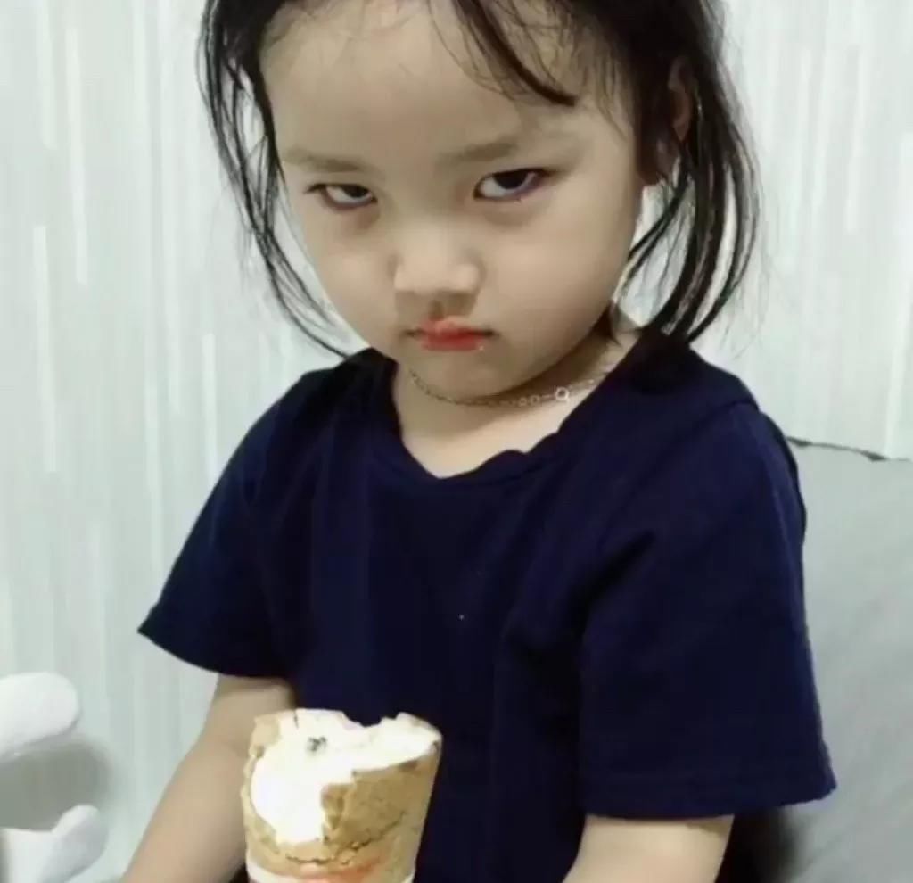 这个被你用来做表情包的小姑娘,这次又又又火了! !图片