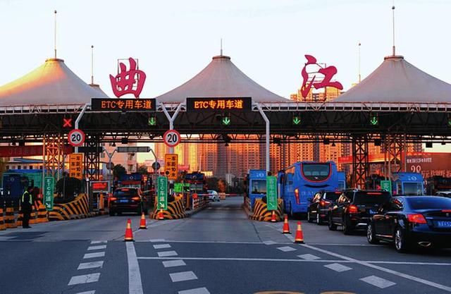 五一自驾游，大部分人出发前都会忘记这几件事，关键时刻有大用