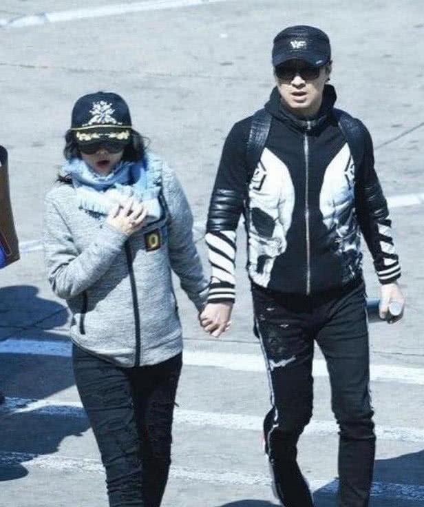 40岁章子怡怀2胎?参加节目时,袁咏仪的预测要