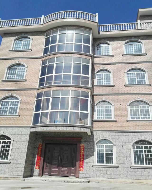 春节期间，农村却大门紧闭，几百万元的豪宅为何无人居住？