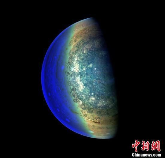 NASA发现木星内部喷射气流和模式气旋