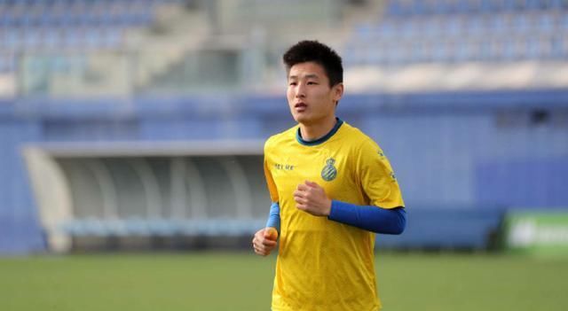 什么叫割武生平?武磊首次助攻,61分钟却被换