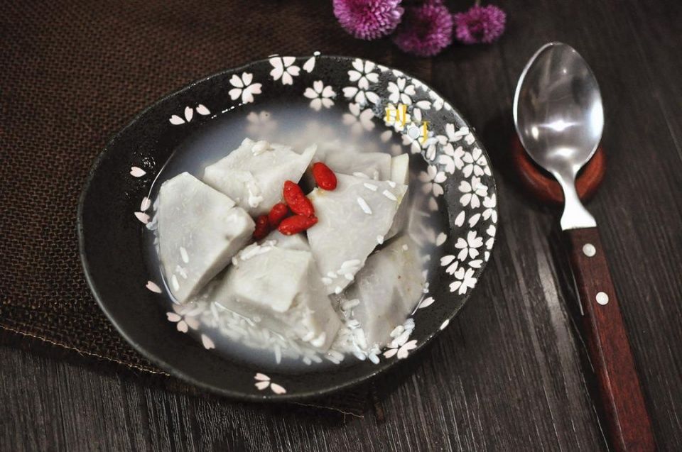 冬天做一道暖暖的芋头甜品,加了它甜糯又暖身