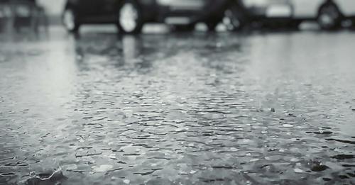 折寿啦!7月的杭州下起了冰雹!你的车被冰雹砸