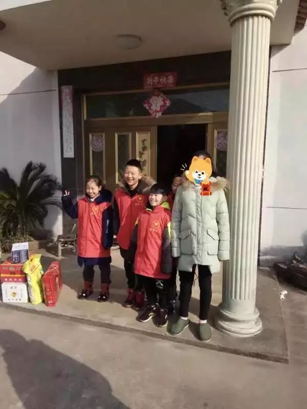 春节志愿服务活动系列报道:让爱温暖你的冬天