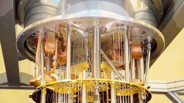 美国20量子位计算机问世,对比中国神威超算谁
