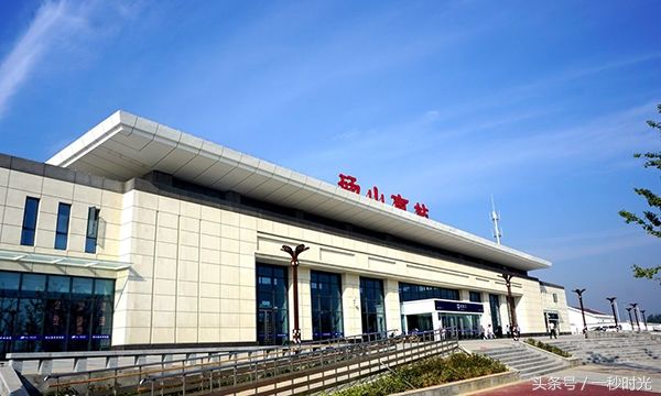 高铁怎么看是南站还是北站 t01a09c7d4bbfa7718d.jpg
