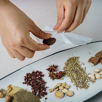 川味卤拼_【快资讯】