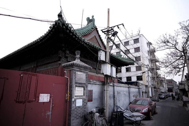 苦寻北京护国寺，谁能想到是这番现状，700年古刹令人叹息