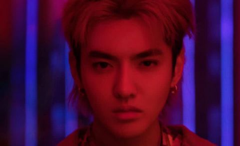 吴亦凡请客面馆成网红,却遭遇消防整改!老板的