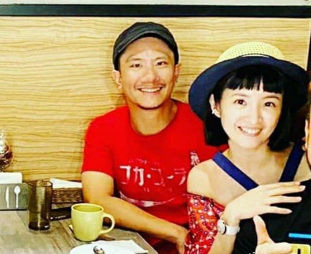 林依晨夫妇罕见同框，老公蜡黄消瘦笑容憨，同龄却似两代人？