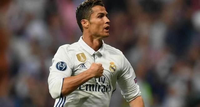 同样拿工资,C罗2个亿人民币,国足最高工资,还