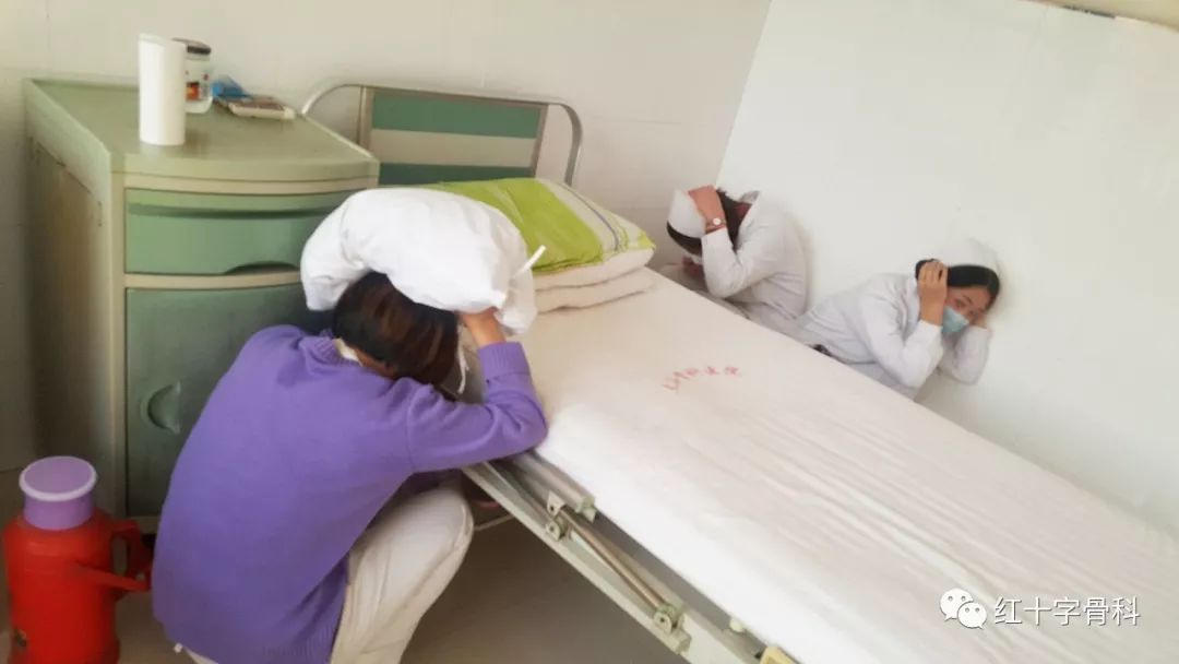 生命与时间赛跑- 红十字骨科医院进行地震应