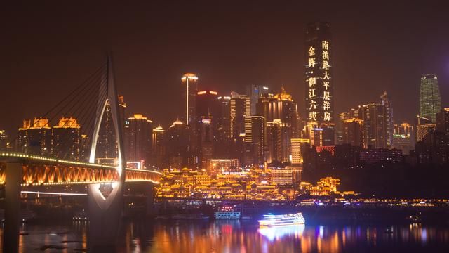 中国内陆最美城市夜景！胜过北京、广州，媲美香港、上海