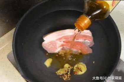 回锅肉好不好吃，关键在下锅焯水时放些什么香料