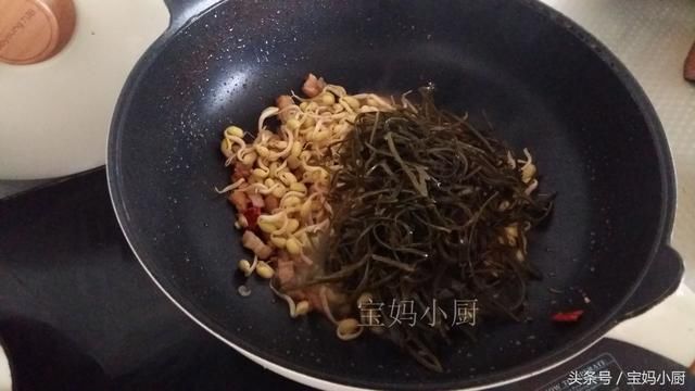 炒豆芽菜籽油 t01a4e5f49b7904923f.jpg