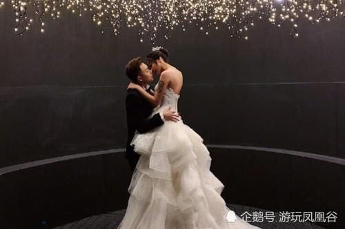 小猪先生高调炫富,谁注意纸上的数字了?韩安