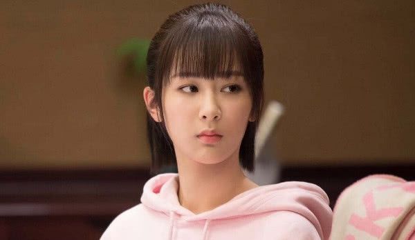 杨紫《亲爱的热爱的》开播才3天,就已被央视点名,粉丝不淡定了 皇冠体育注册