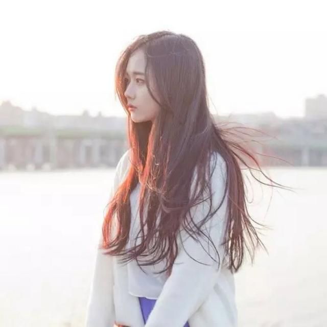 初遇你,大约是这辈子心脏跳得最快的一次