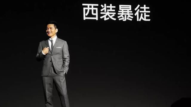 一加6与小米MIX2S上手体验,当西装暴徒遇上